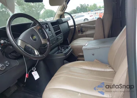 2017 Chevrolet Express 2500 Work Van from USA, damaged, VIN 1GCWGAFF7H1345734